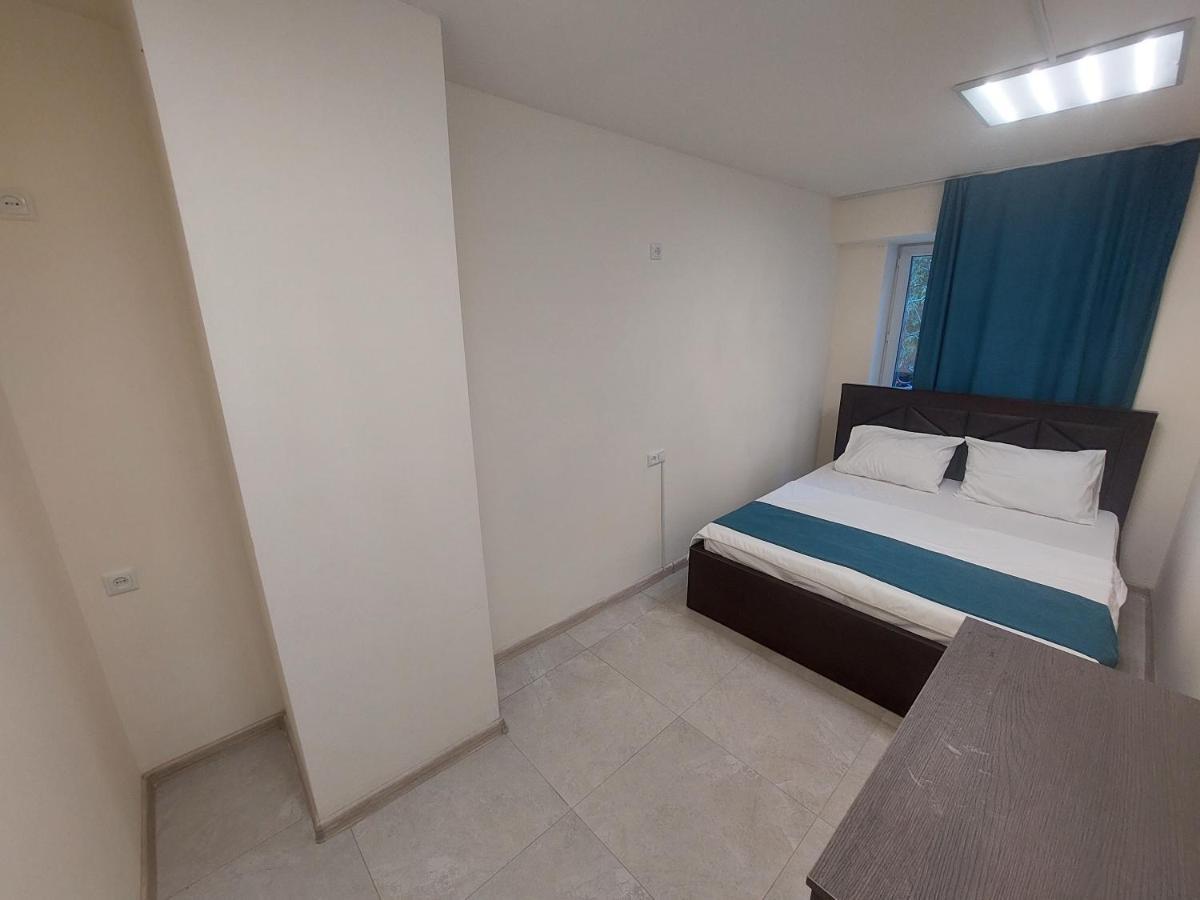 The Best Hotel-Hostel Erivan Exterior foto